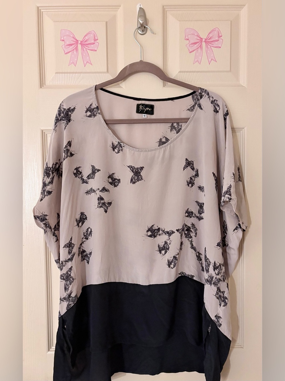 Johnny Was Biya Butterfly Y2K 100% Silk Chiffon High Low Flowy Top Size S EUC
